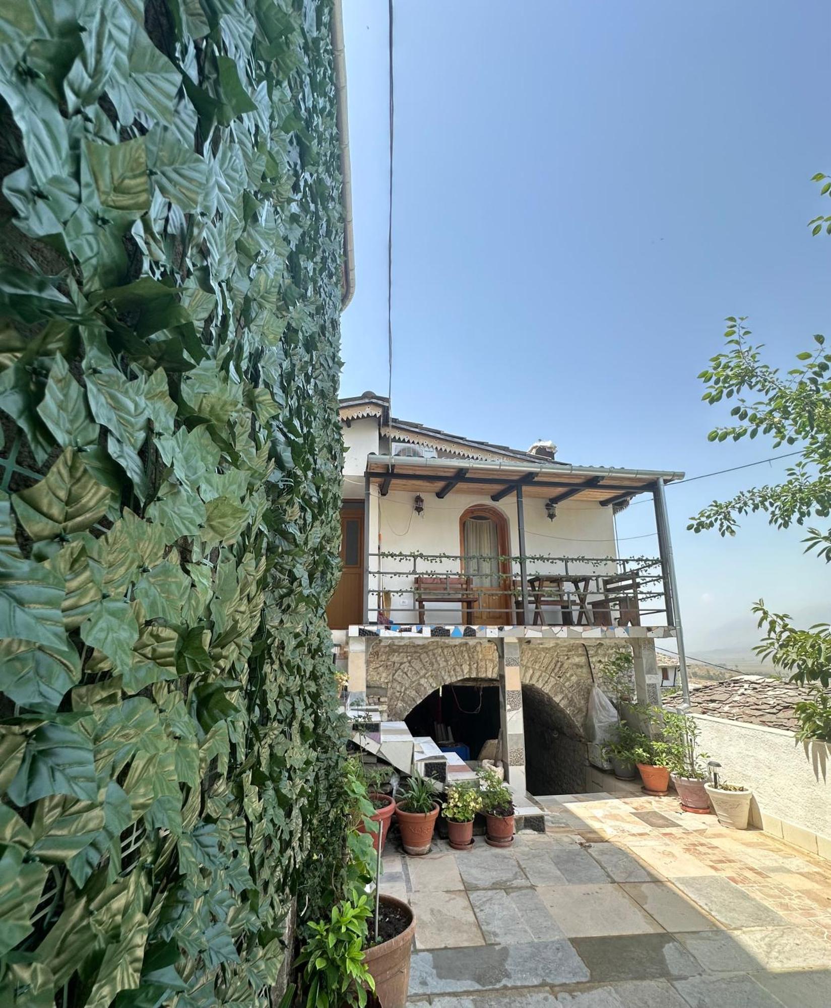 Villa Zeko Gjirokastër Extérieur photo