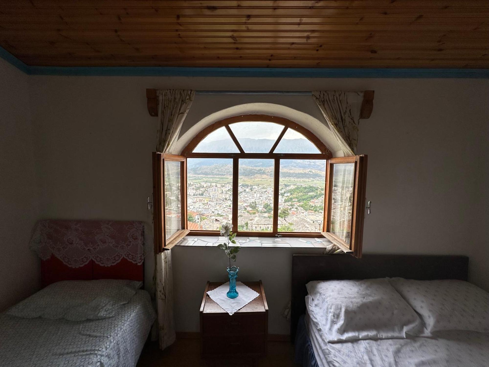 Villa Zeko Gjirokastër Extérieur photo