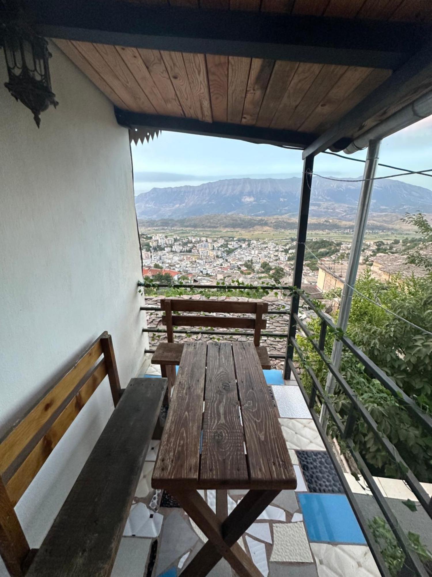 Villa Zeko Gjirokastër Extérieur photo